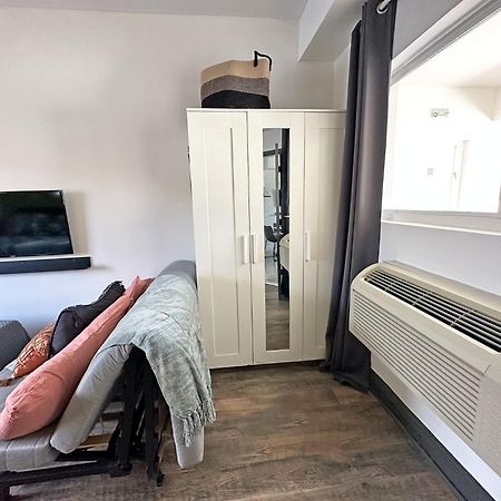North Beach Steps To Sea Miami Apartment With Free Parking Family And Pet Friendly Μαϊάμι Μπιτς Εξωτερικό φωτογραφία